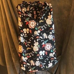 Violet & Claire Black Floral Ruffle V-Neck Camisole